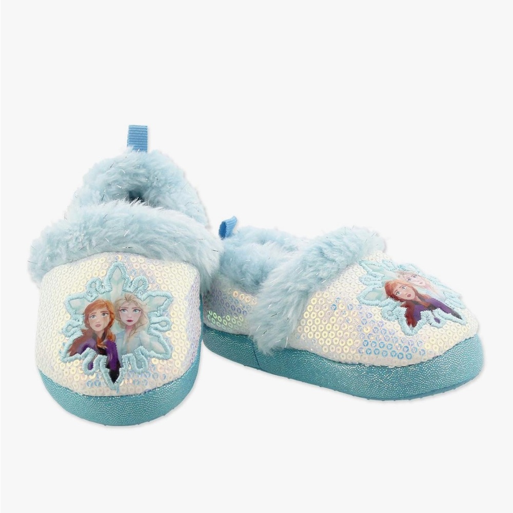 Disney Frozen 2 Elsa Anna Girls Toddler Plush A-Line Slippers. WORN ONCE